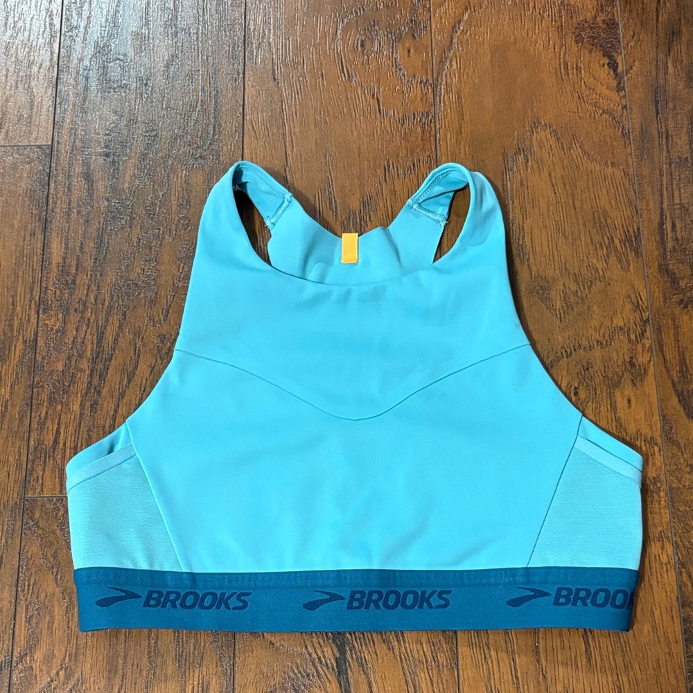 Brooks 3 pocket Sports Bra